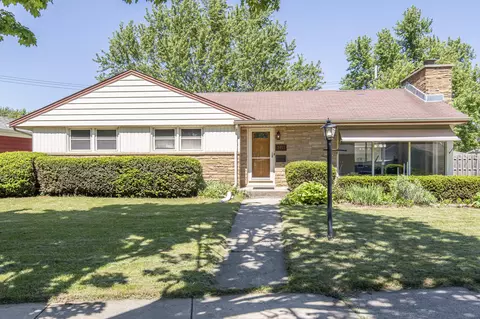 3453 Saint Clair, Racine, WI 53402