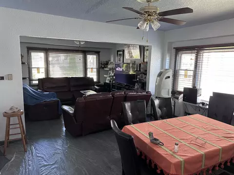 2955 S 7th #2957, Milwaukee, WI 53215