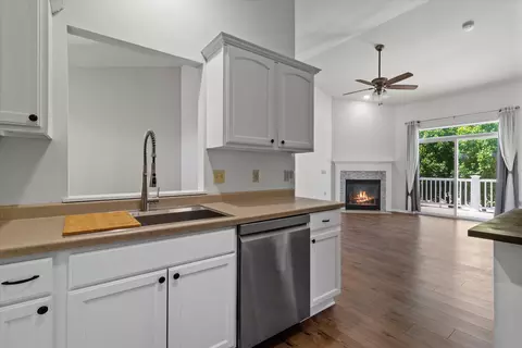 844 Ashley 33 #BLDG 3, Port Washington, WI 53074