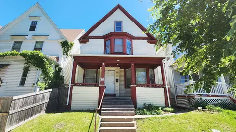2218 N 34th, Milwaukee, WI 53208