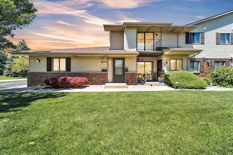5631 70th #201C, Kenosha, WI 53142