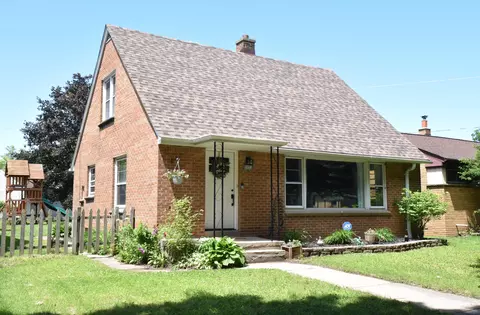 2951 S 39th, Milwaukee, WI 53215