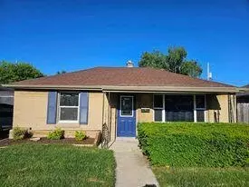 331 Mertens, Racine, WI 53405