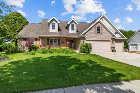 1230 Upper Greystone, Plymouth, WI 53073