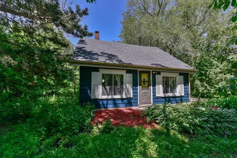 7928 W Bradley, Milwaukee, WI 53223