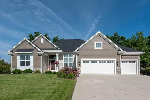 3016 Oak Crst, Dover, WI 53139