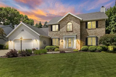 8208 43rd, Kenosha, WI 53142