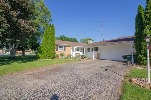 222 Memorial, Fort Atkinson, WI 53538