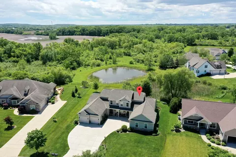 9021 S Cordgrass, Franklin, WI 53132