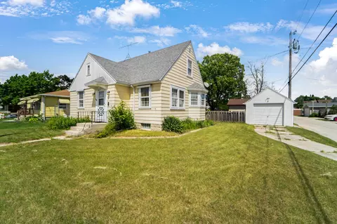 2009 S 11th, Sheboygan, WI 53081