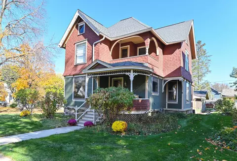 200 S Kane, Burlington, WI 53105