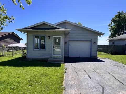 6705 235th, Paddock Lake, WI 53168