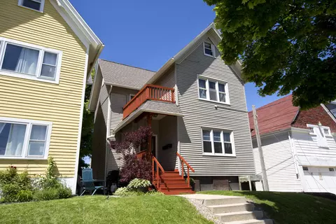 812 E Kewaunee, Milwaukee, WI 53202
