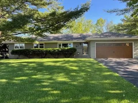 15613 W Riviera, New Berlin, WI 53151