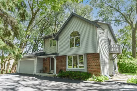 5232 S 28th, Greenfield, WI 53221