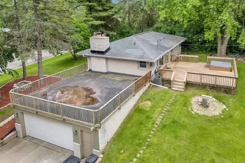 4609 S 109th, Greenfield, WI 53228