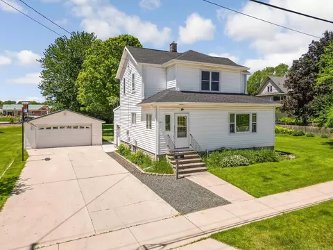 1911 Mason, New Holstein, WI 53061