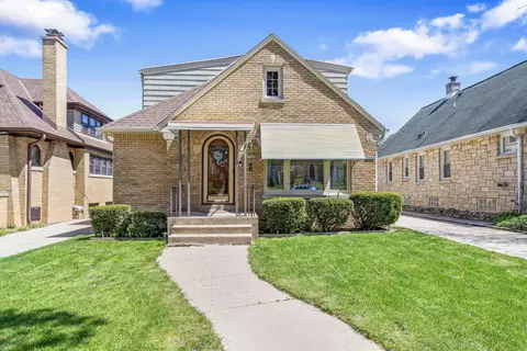 2948 S 46th, Milwaukee, WI 53219