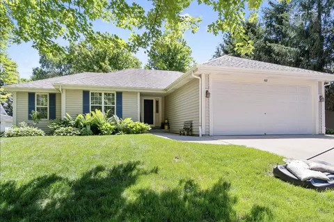 507 Steeple Vw, West Bend, WI 53095
