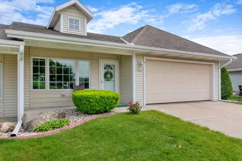 1330 Stillwater, Hartford, WI 53027