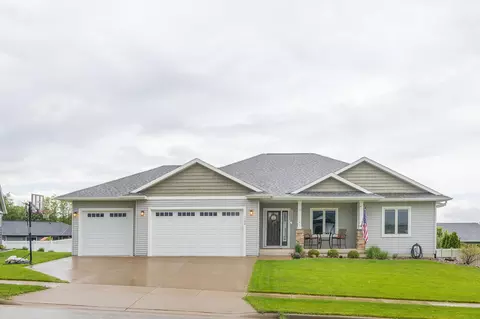 1508 Crockett, Holmen, WI 54636