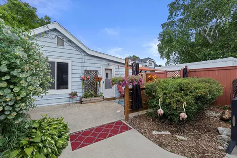 3920 S Whitnall, Milwaukee, WI 53207