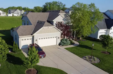 3253 Emmertsen, Racine, WI 53406
