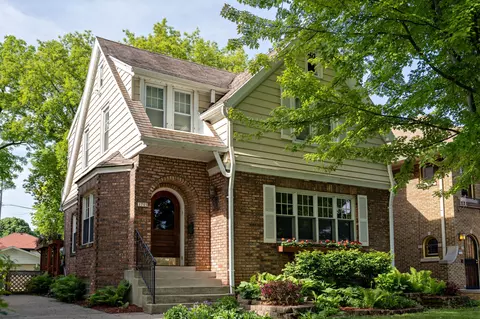 1705 E Marion, Shorewood, WI 53211