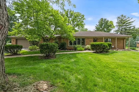 1715 Lone Oak, Brookfield, WI 53045