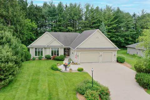 12935 W Peachtree, New Berlin, WI 53151