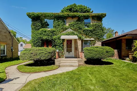 3391 S Howell, Milwaukee, WI 53207