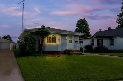 2406 26th, Kenosha, WI 53140
