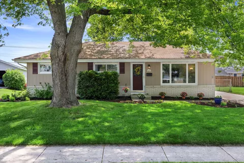 w148n8072 University, Menomonee Falls, WI 53051