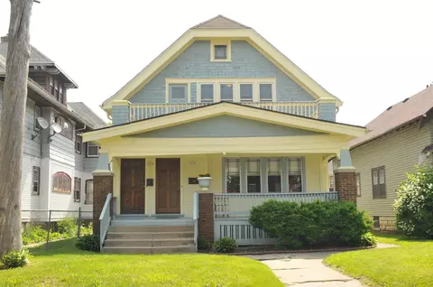 2824 N 45th #2826, Milwaukee, WI 53210