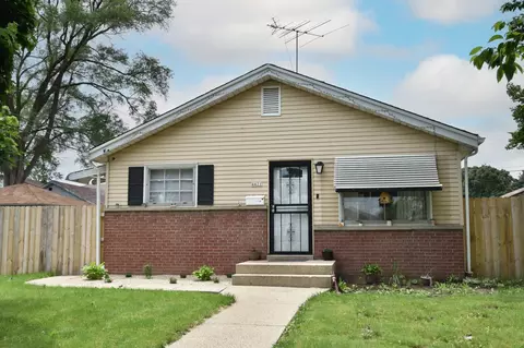 4421 N 82nd, Milwaukee, WI 53218