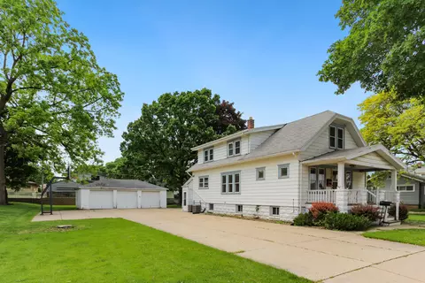 2547 S 84th #2549, West Allis, WI 53227