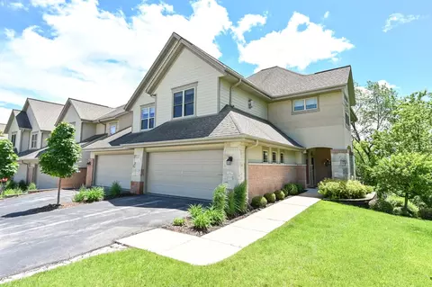 18875 Eagle #202, Brookfield, WI 53045