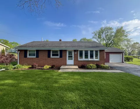 3370 E Bonnie, Oak Creek, WI 53154