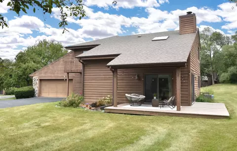 n80w13278 Fairway, Menomonee Falls, WI 53051