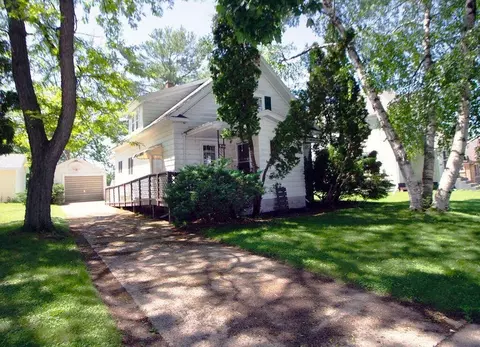 506 Grove, Beaver Dam, WI 53916