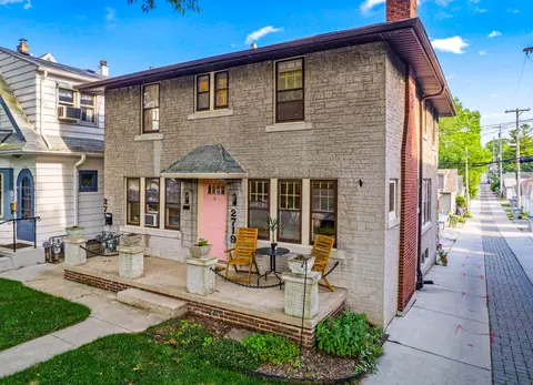 2719 E Oklahoma #21, Milwaukee, WI 53207