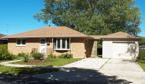 1419 S 25th, Manitowoc, WI 54220