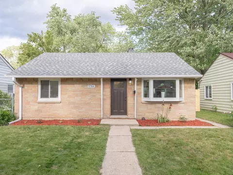 5766 N 32nd, Milwaukee, WI 53209