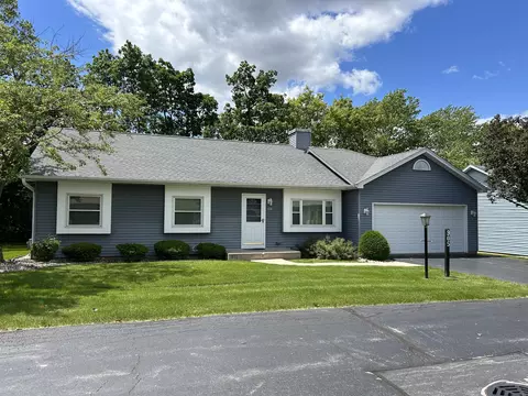 905 Park, Union Grove, WI 53182