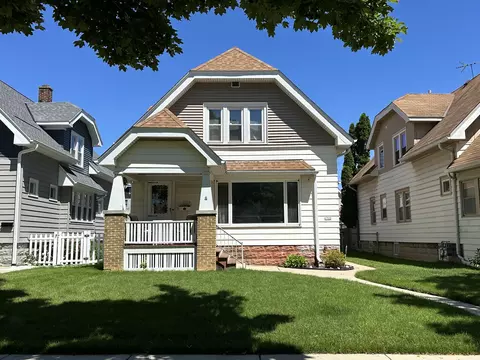 1720 S 82nd #1722, West Allis, WI 53214