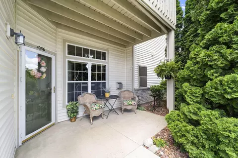 1056 Stratford #102, Mount Pleasant, WI 53406