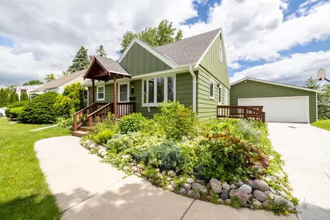 651 Pennsylvania, West Bend, WI 53095
