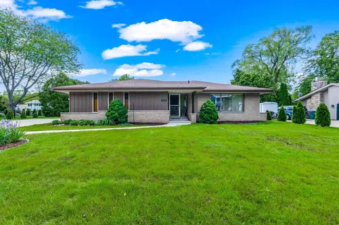5836 Glen Flora, Greendale, WI 53129