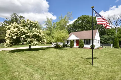 12626 W W Park, New Berlin, WI 53151