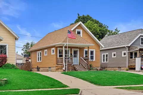 1357 S 90th, West Allis, WI 53214